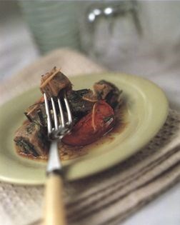 Tuna tartare with roast tomatoes