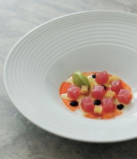 Tuna tartare with tomato and squid ink
