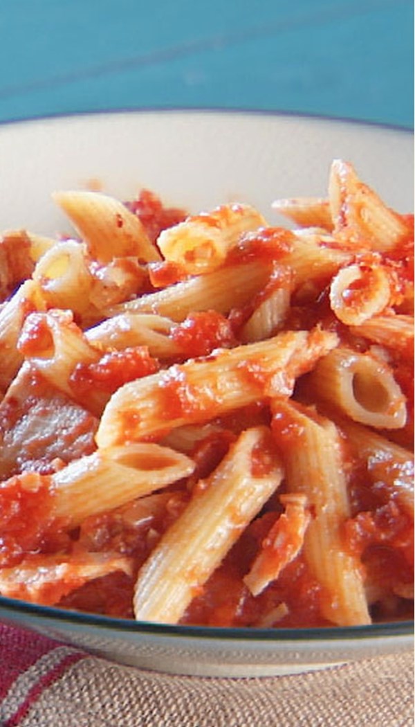 Tuna tomato pasta