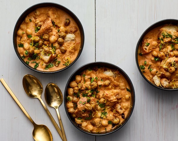 Tunisian chickpea soup (Lablabi)