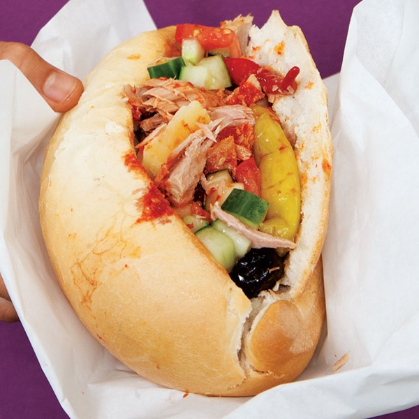 Tunisian tuna sandwich (Casse-croûte Tunisien)
