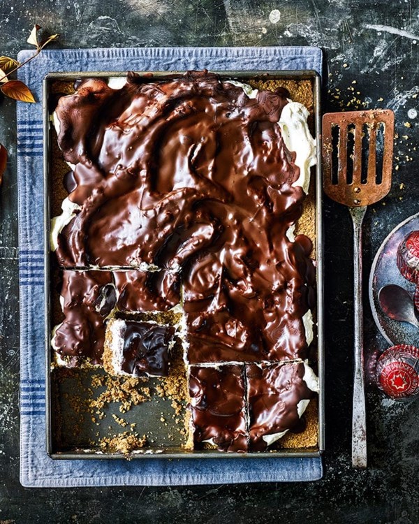 Tunnock's teacake traybake