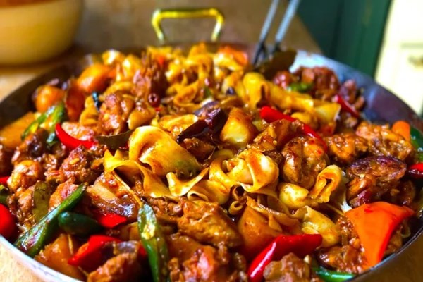 Turbo-charged Xinjiang big plate chicken 