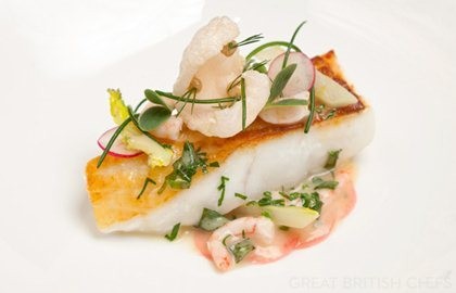 Turbot with prawns, braised fennel and borage