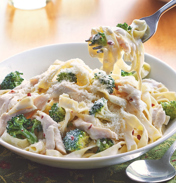 Turkey & broccoli fettuccine Alfredo