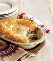 Turkey and Stilton pie