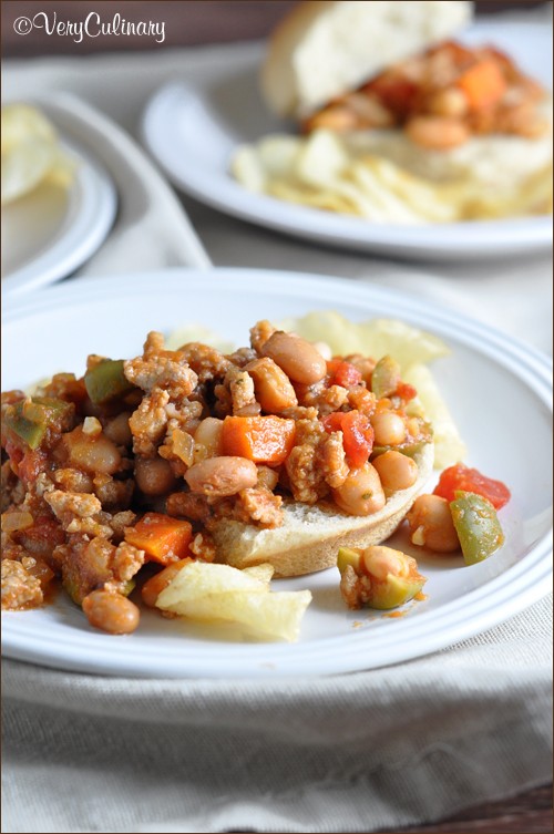 Turkey bean chili sloppy Joes