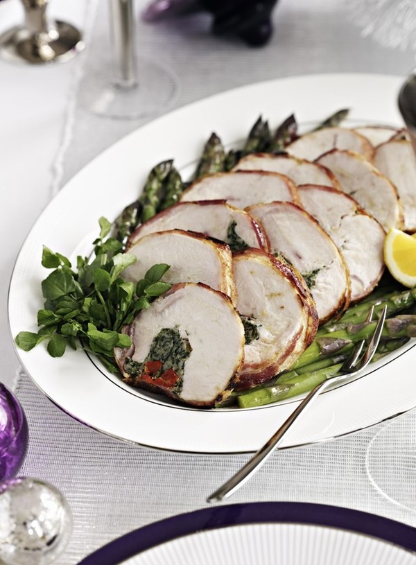 Turkey breast with spinach and tarragon stuffing