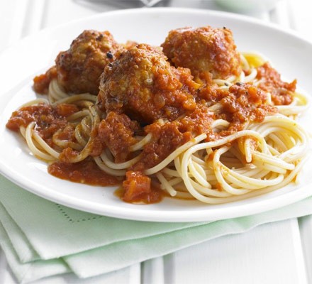 Turkey meatballs in tomato and fennel sauce