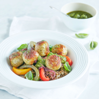 Turkey meatballs with peperonata 