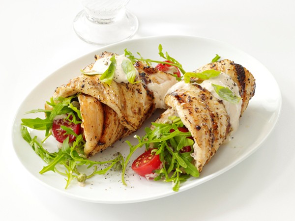 Turkey rolls with tuna sauce