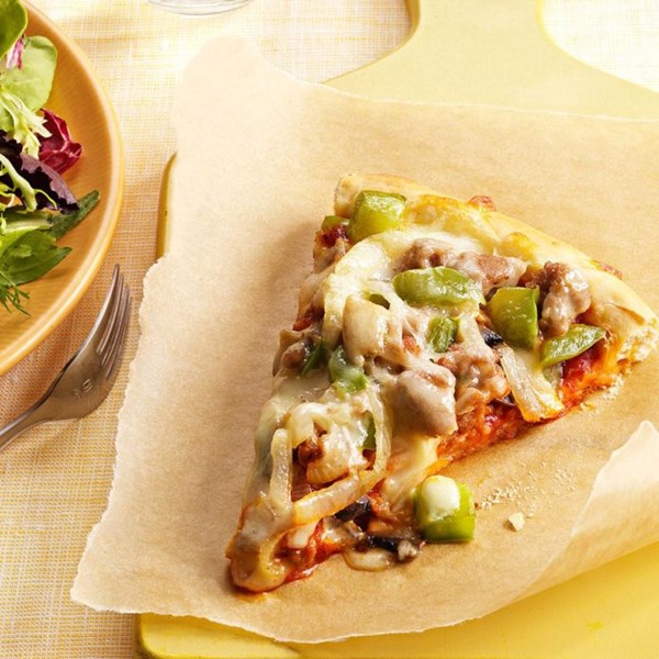 Turkey sausage pizza