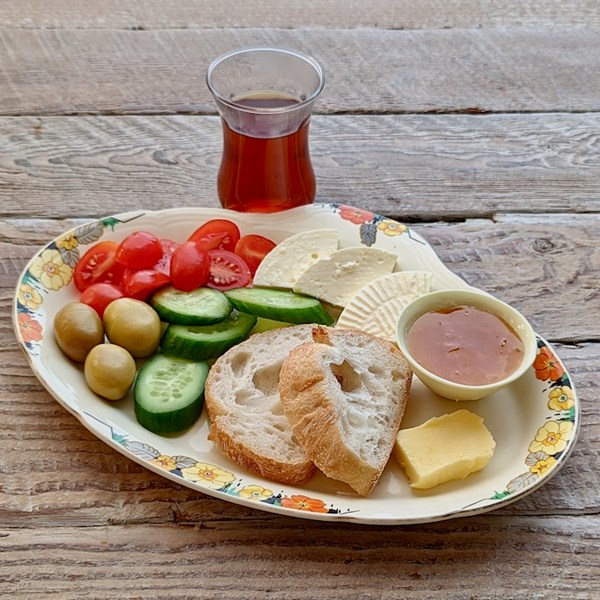 Turkish breakfast  (Türk kahvaltısı)