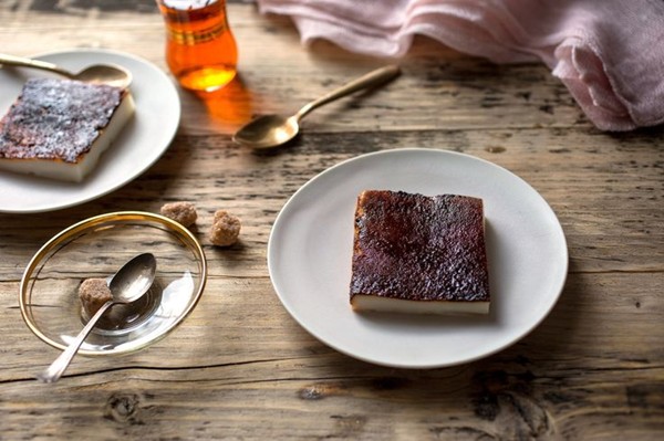 Turkish burned milk pudding (Kazandibi)