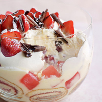 Turkish delight and berry trifle