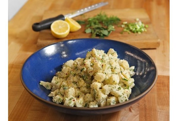 Turkish potato salad with dill and mint