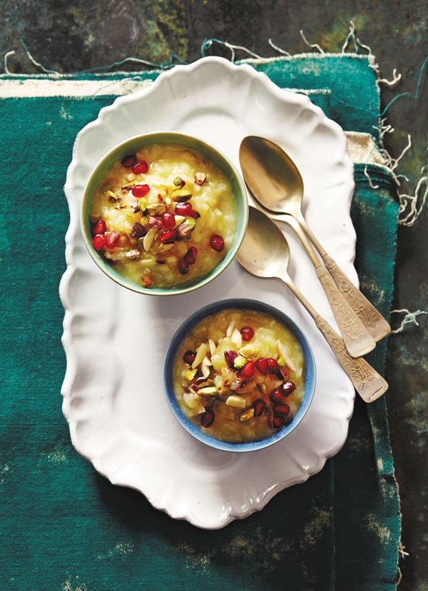 Turkish saffron rice pudding (Zerde)