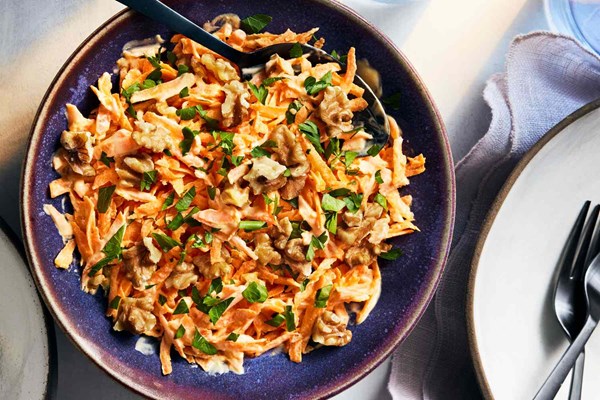 Turkish-style carrot salad with yogurt (Havuç tarator)