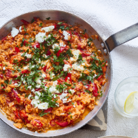 Turkish-style omelette with peppers and feta (Menemen)
