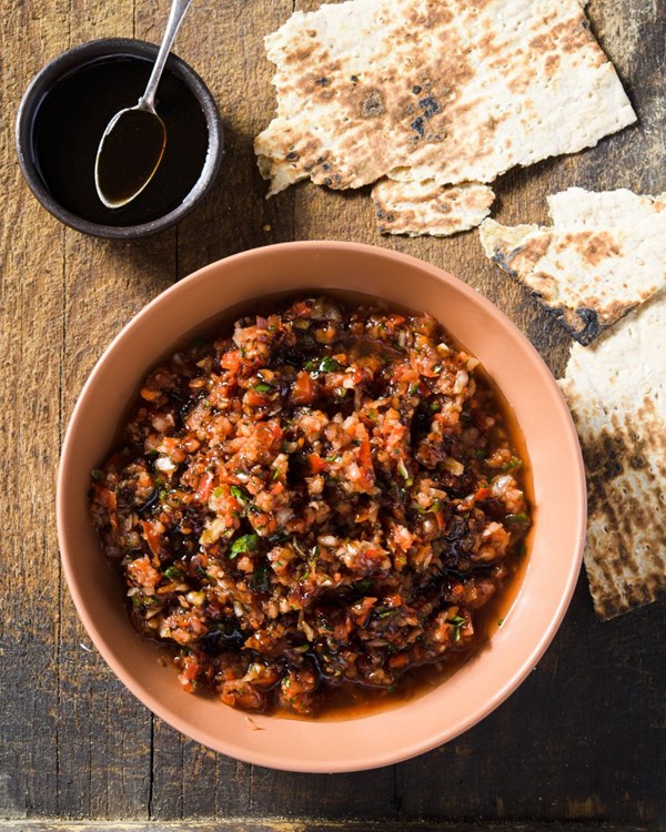 Turkish tomato and red pepper dip