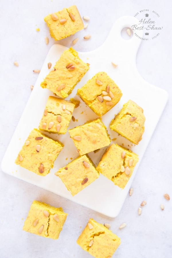  Turmeric cake (Sfoof)