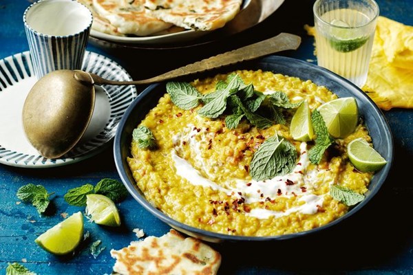 Turmeric dahl with curry leaf flatbread