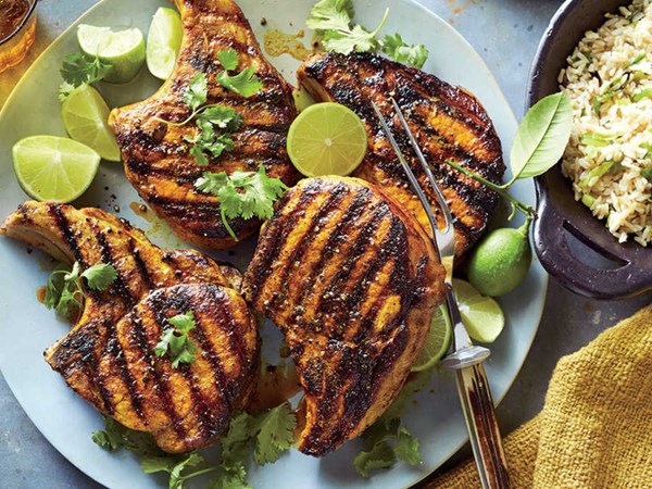 Turmeric pork chops with green onion rice