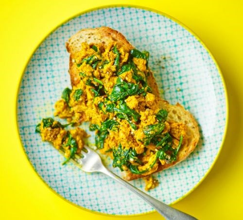 Turmeric scrambled eggs