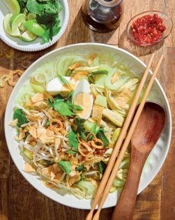 Turmeric-spiced chicken soup (Soto ayam)