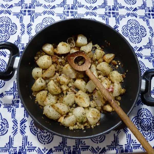 Turnips as in Bordeaux (Les navets à la Bordelaise)