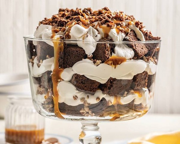 Turtle brownie trifle