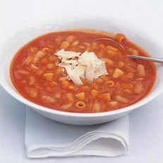 Tuscan bean and pasta soup with rosemary