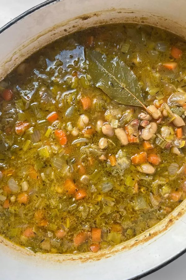 Tuscan bean soup