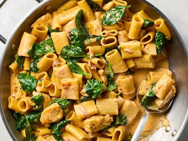 Tuscan chicken rigatoni