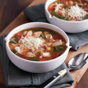 Tuscan chicken soup