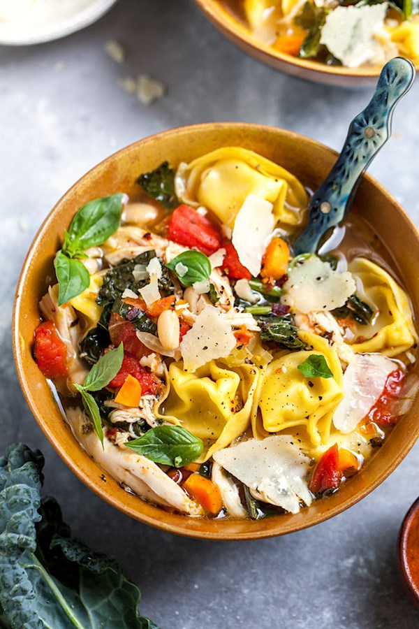 Tuscan chicken tortellini soup