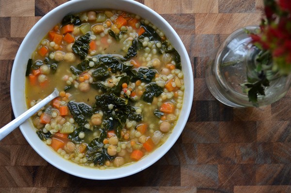 Tuscan kale and chickpea soup