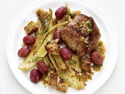 Tuscan pork with fennel and grapes