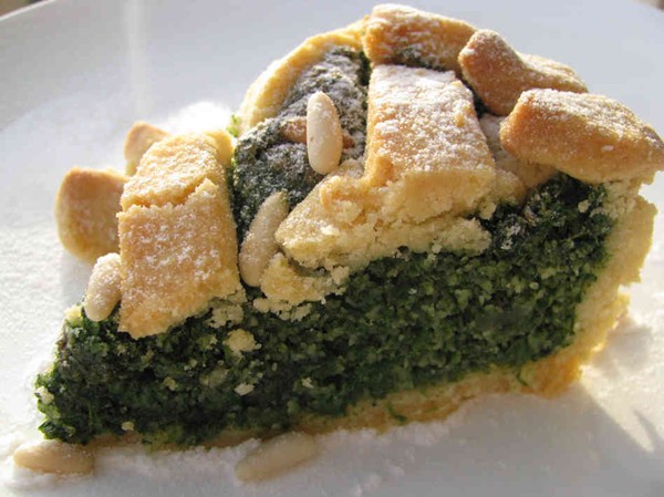 Tuscany's sweet spinach pie (Torta co' bischeri agli spinachi)