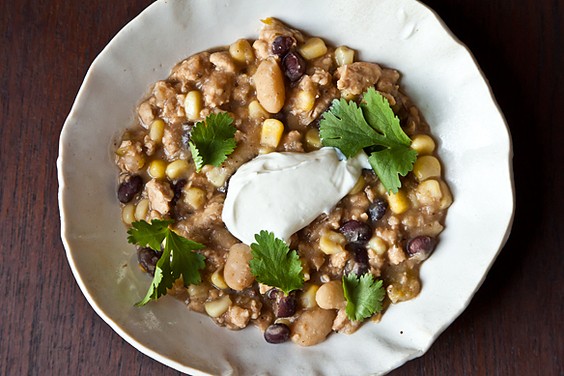 Tuxedo chili