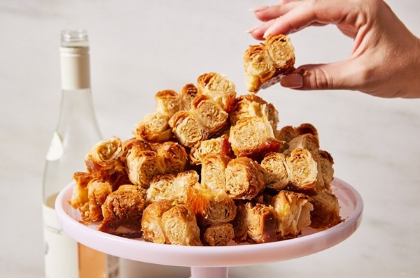 Twice-baked caramelized cashew baklava