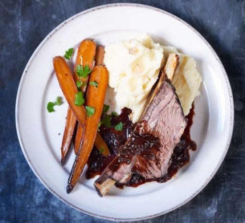Twice-cooked beef short ribs with dripping carrots & gravy