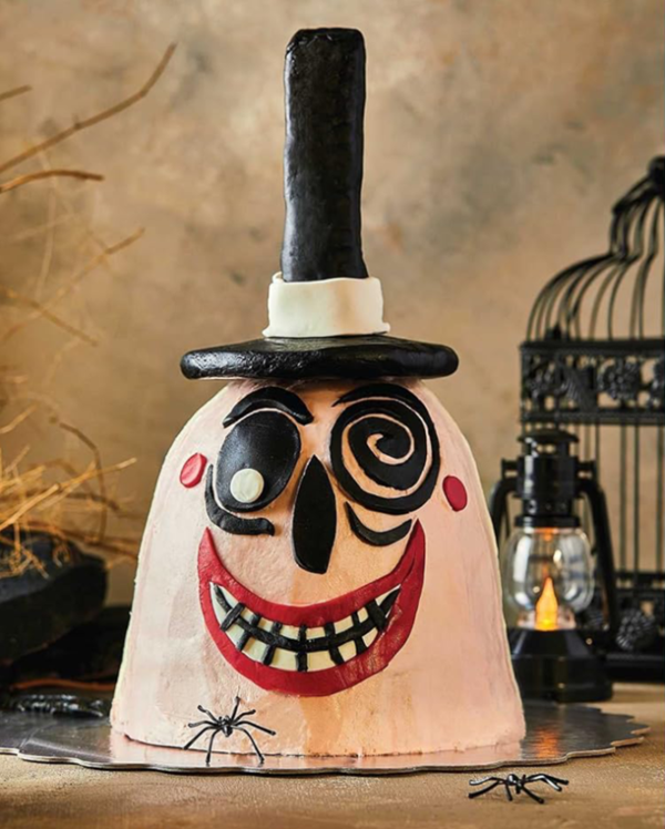 Two-faced mayor red velvet cake