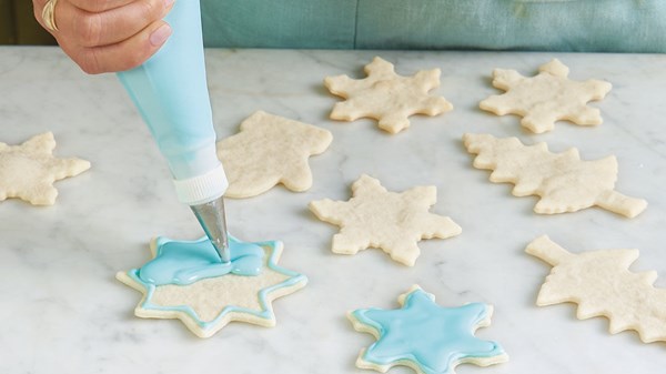 Two-ingredient royal icing