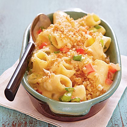 Two-pepper rigatoni and cheese