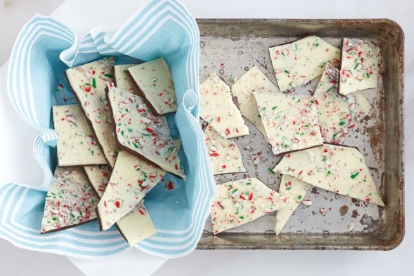 Two-tone peppermint bark