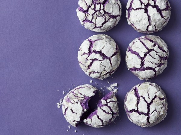 Ube crinkle cookies 