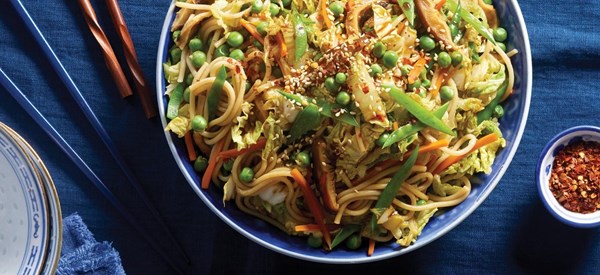 Udon cabbage stir-fry