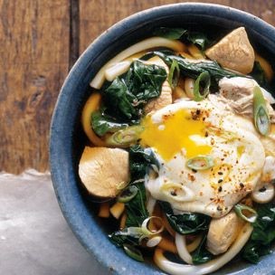 Udon with chicken and vegetables