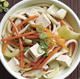 Udon with tofu and stir-fried vegetables